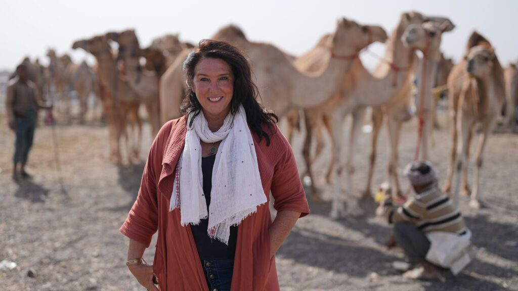 Viasat History Treasures with Bettany Hughes Oman 1