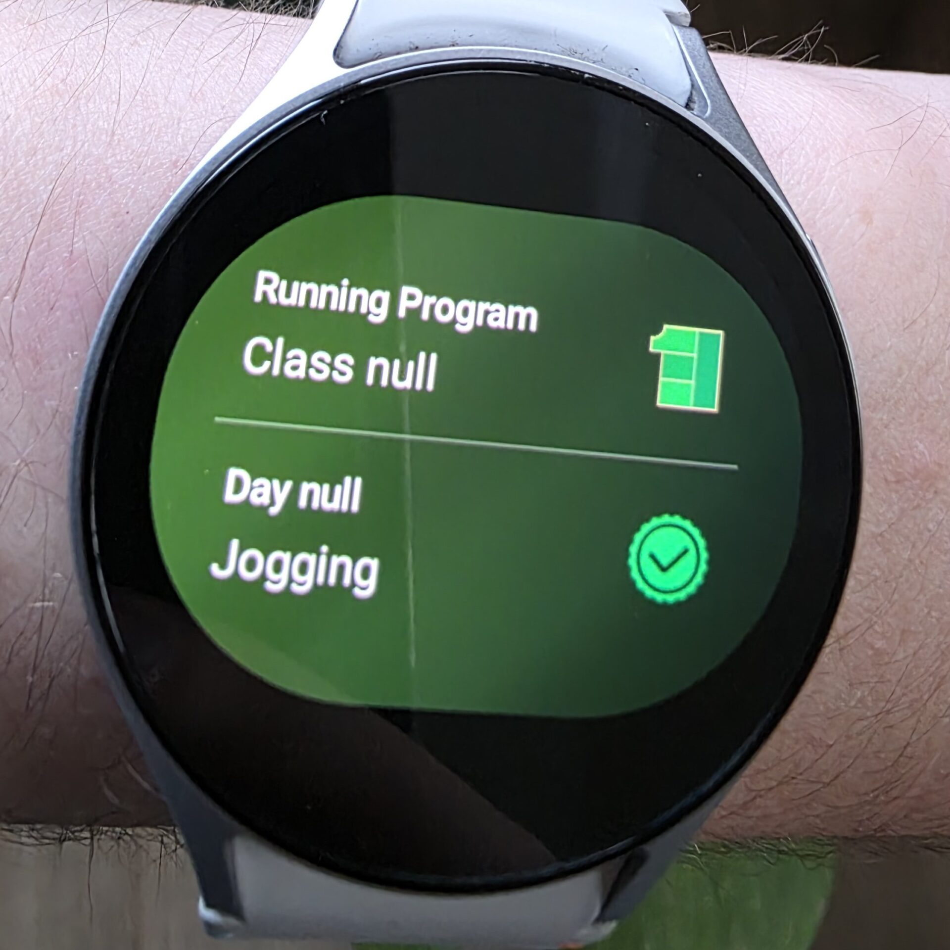 ένα-UI-8-Watch-Tile-1