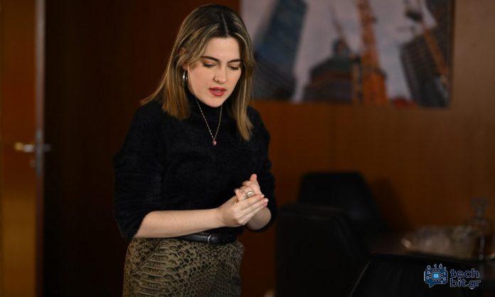 Η Μαρίνα καταλαβαίνει πως όλα κρέμονται σε μια κλώστη που θα σπάσει