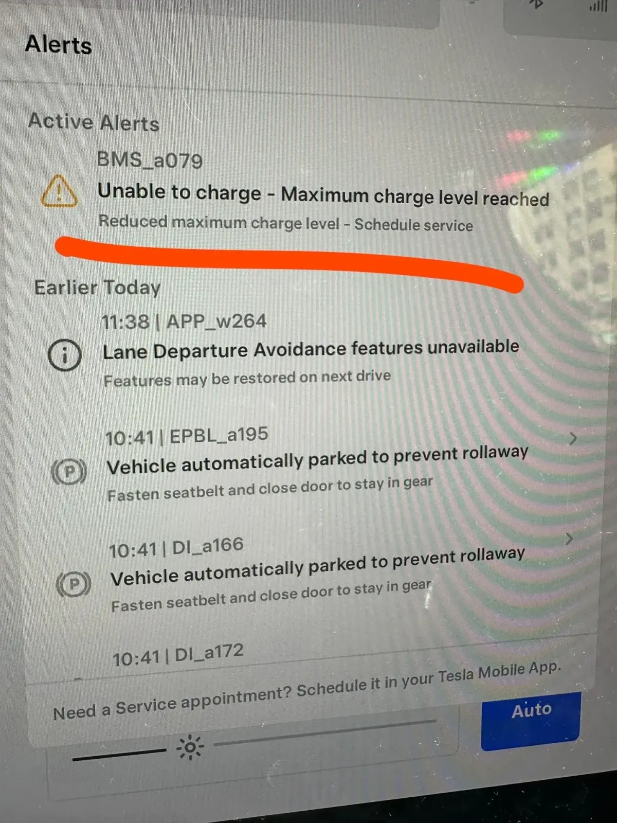 Πρόβλημα μπαταρίας Tesla