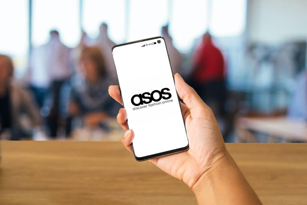 Asos: Η Γερμανία διεκδικεί αδήλωτους δασμούς – Τι σημαίνει για τον βρετανικό κολοσσό μόδας –