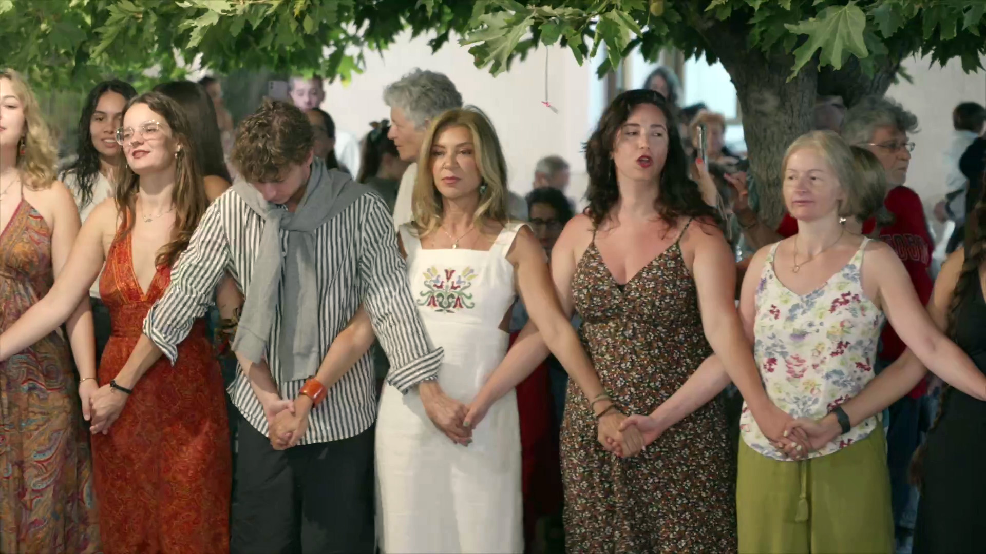 «Ό,τι αξίζει» με την Ίνα Ταράντου – Ανακαλύπτοντας την πολιτιστική ταυτότητα της Ικαρίας –