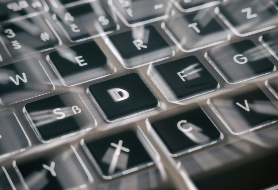 «Σοκ! Δύο στους τρεις Έλληνες αποκαλύπτουν: Το 5G αλλάζει τα πάντα στην ψηφιακή μας ζωή!»