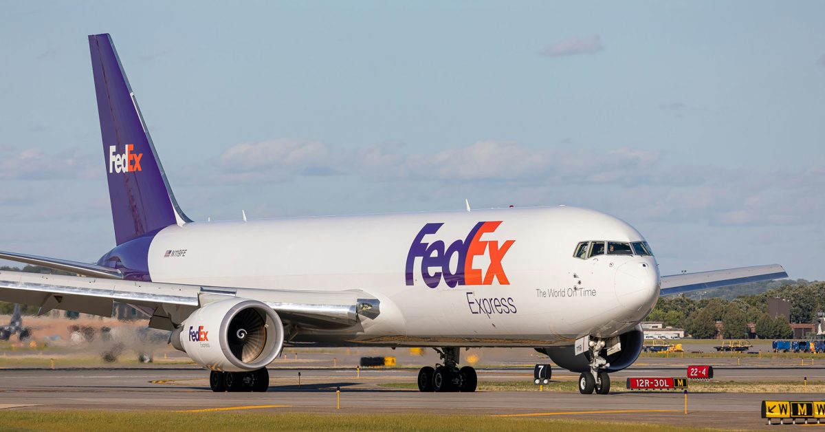 Οι δασμοί των ΗΠΑ σε κινεζικές εισαγωγές που επηρεάζουν την Apple μειώνονται στο μισό