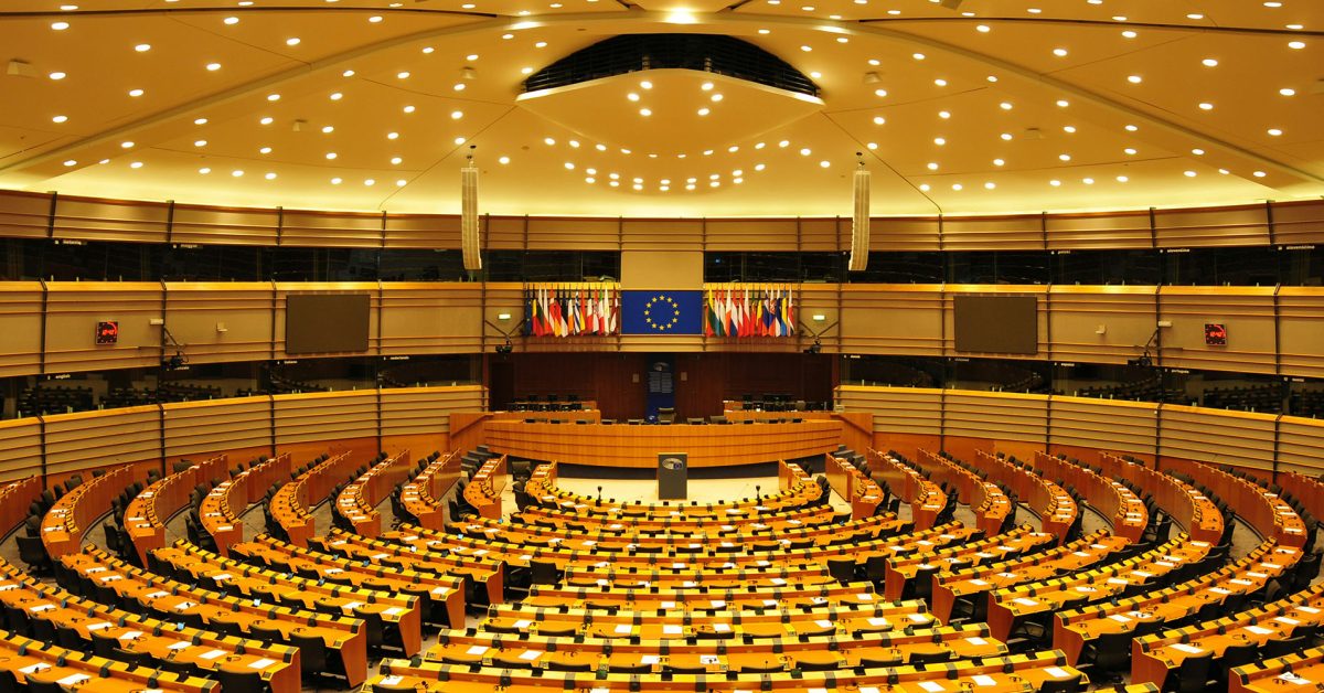 Η Apple ξόδεψε 8 εκατομμύρια δολάρια για να ασκήσει πίεση στην ΕΕ πέρυσι και είχε 76 συναντήσεις