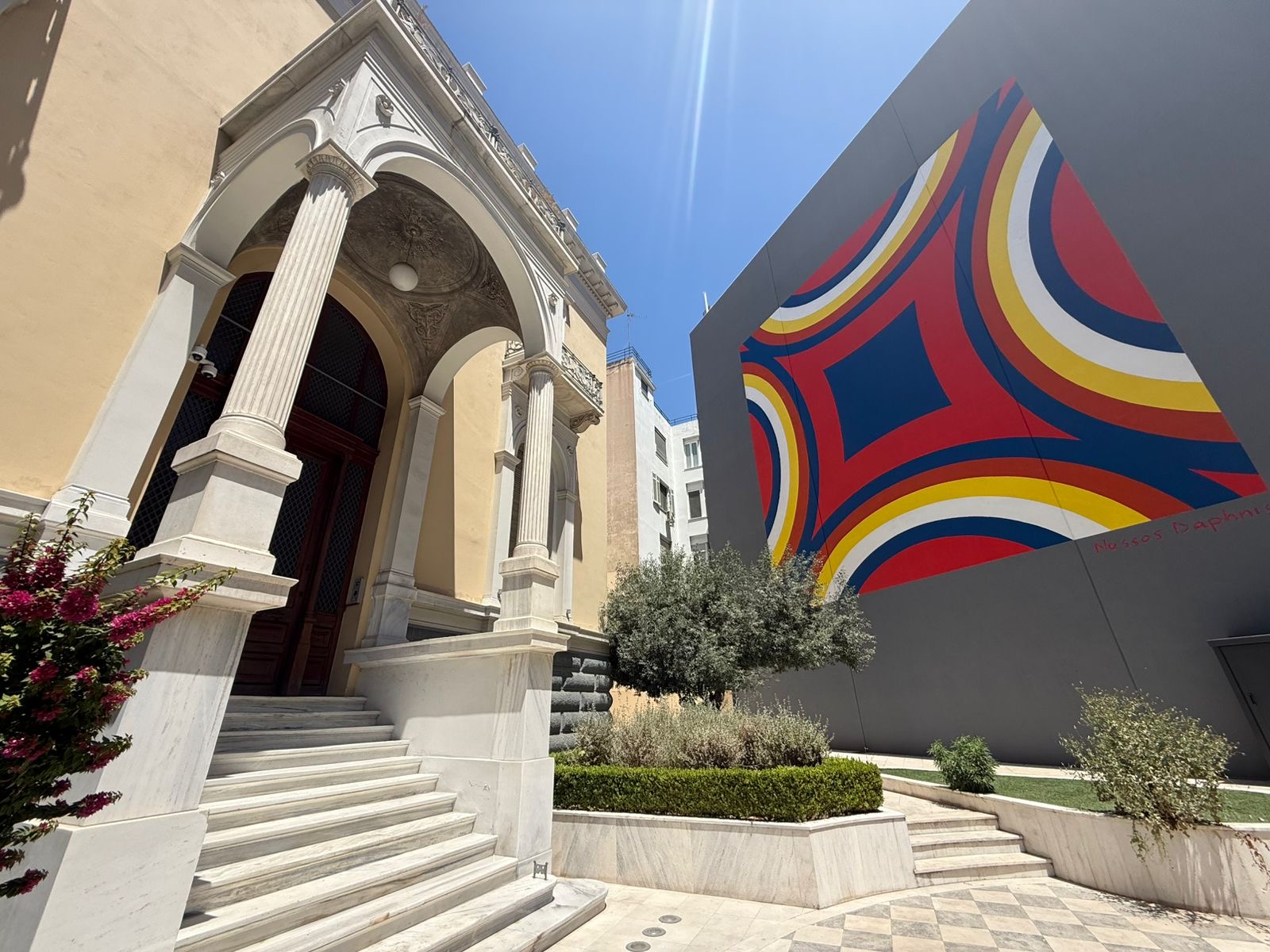 Τέσσερις τηλεοπτικές παραγωγές περιμένουν …κανάλια