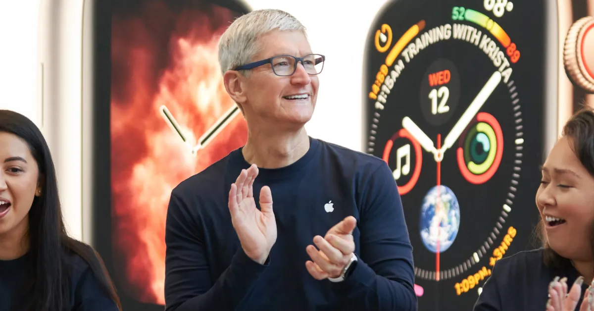 Ο Tim Cook μόλις αγόρασε 50.000 μετοχές της Nike και οι επενδυτές το παρατήρησαν
