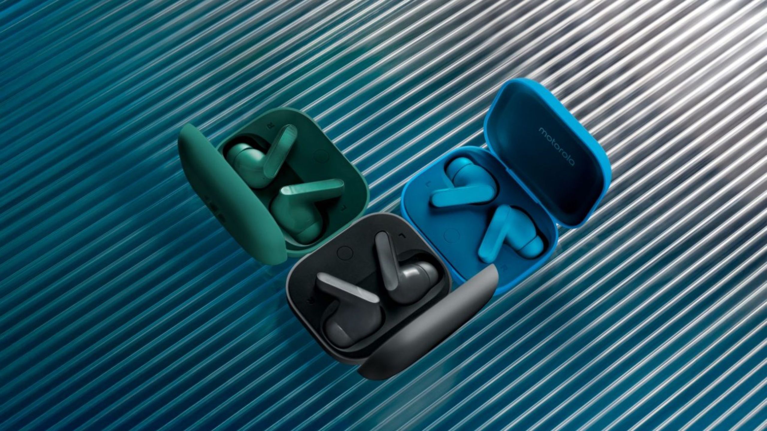 Τα Moto Buds Bass είναι φθηνά ακουστικά με ANC και Hi-Res Audio