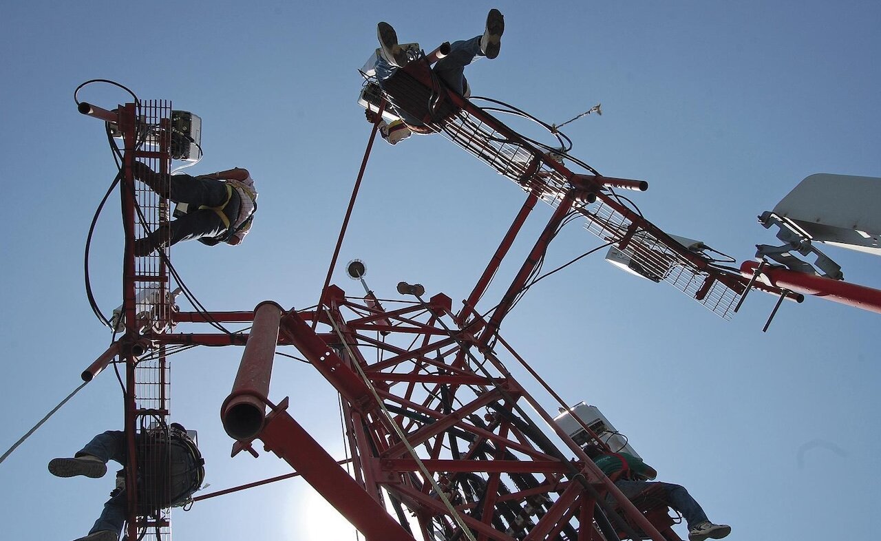 Η ΕΕ εξετάζει απαγόρευση της Huawei στα δίκτυα κινητής τηλεφωνίας των κρατών-μελών –