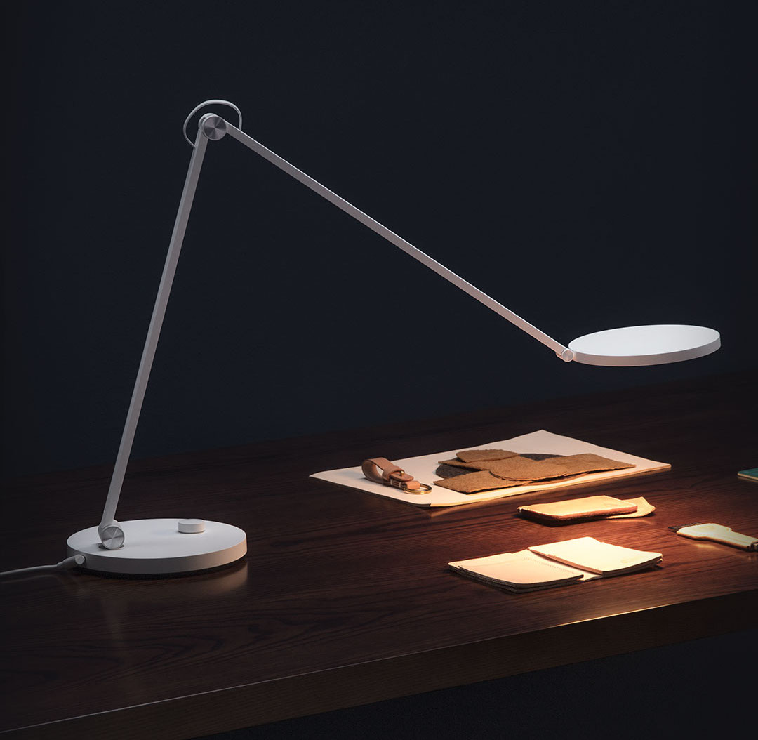 Mi Smart LED Desk Lamp Pro