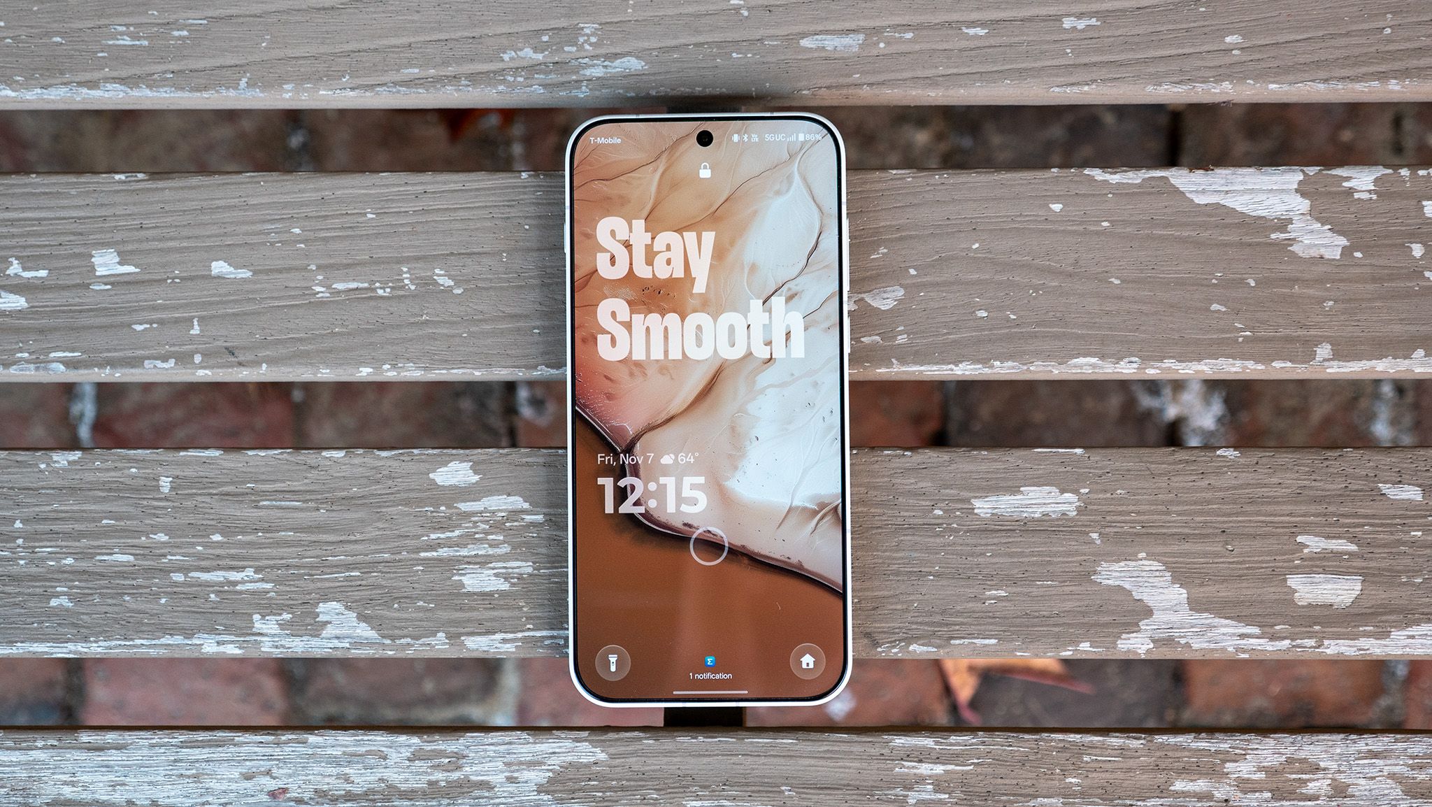 Πηγαίνω πρακτικά με το OnePlus 15 πριν από την παγκόσμια κυκλοφορία του, βουτώντας στην εντυπωσιακή σχεδίαση και το υλικό του τελευταίου τηλεφώνου Android που τροφοδοτείται από Snapdragon 8 Elite Gen 5