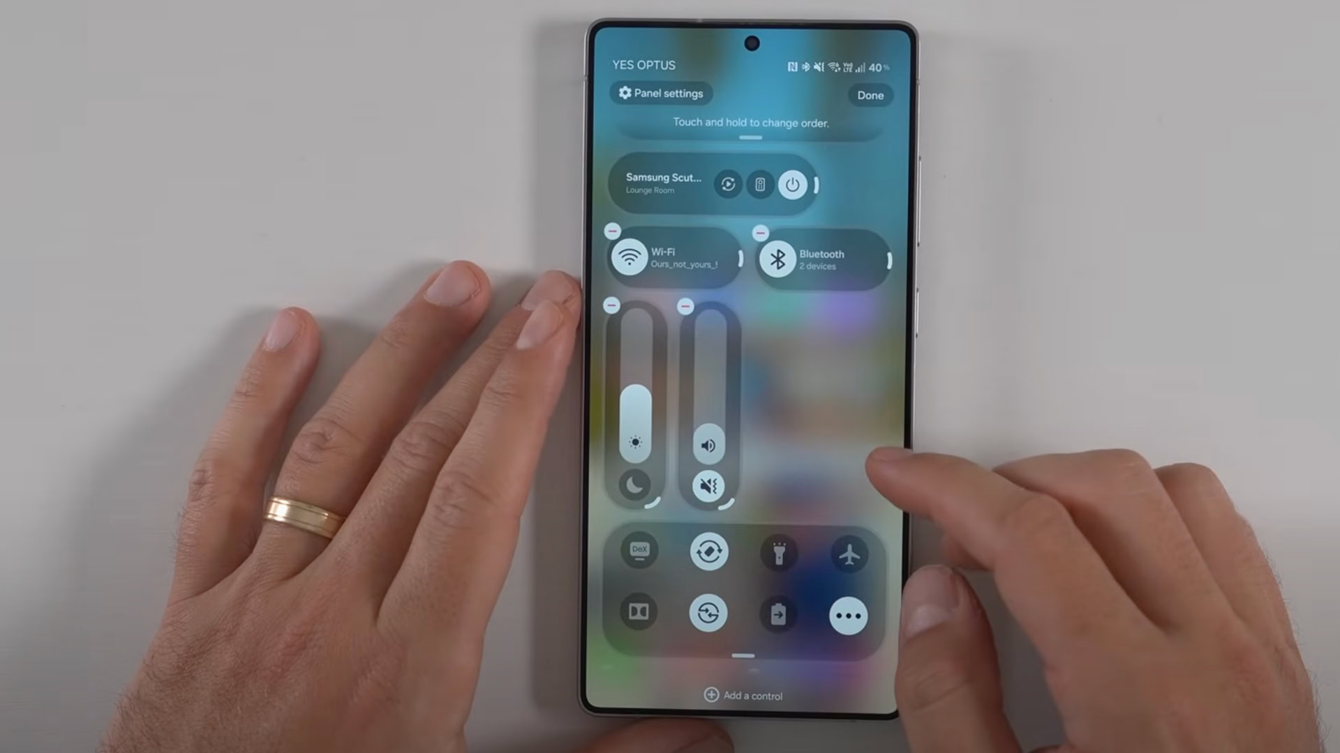Η ενημέρωση One UI 8.5 της Samsung κάνει τις γρήγορες ρυθμίσεις να εμφανίζονται με πιο καθαρό, πιο γυάλινο σχεδιασμό