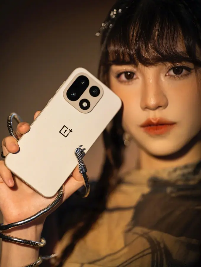 Προσφορές OnePlus 15