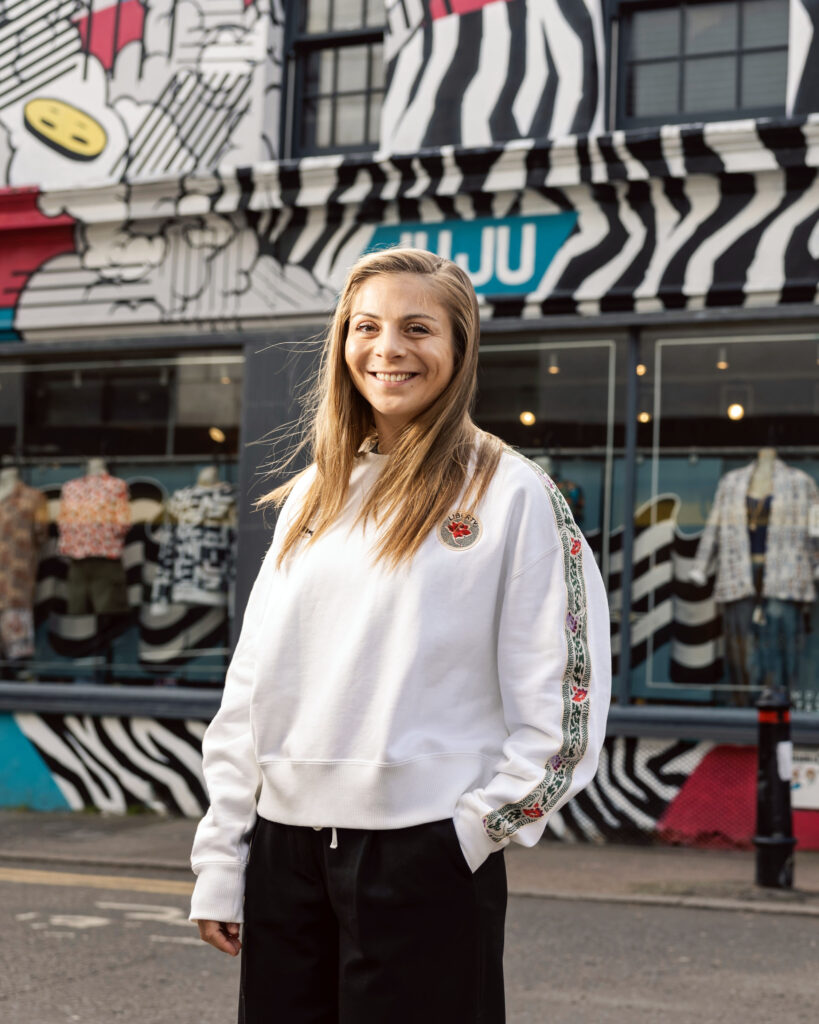 WHEN NOBODYS WATCHING 13