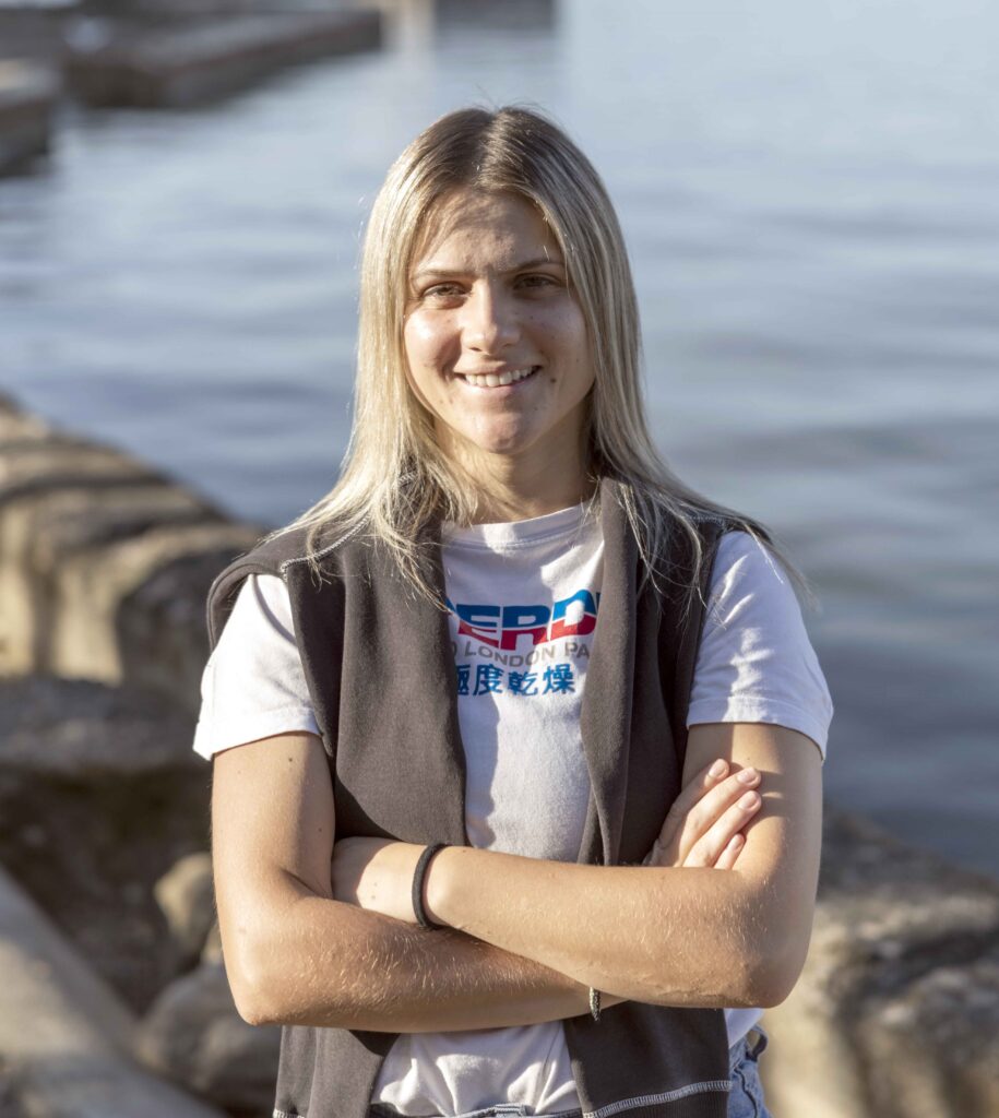 WHEN NOBODYS WATCHING 9