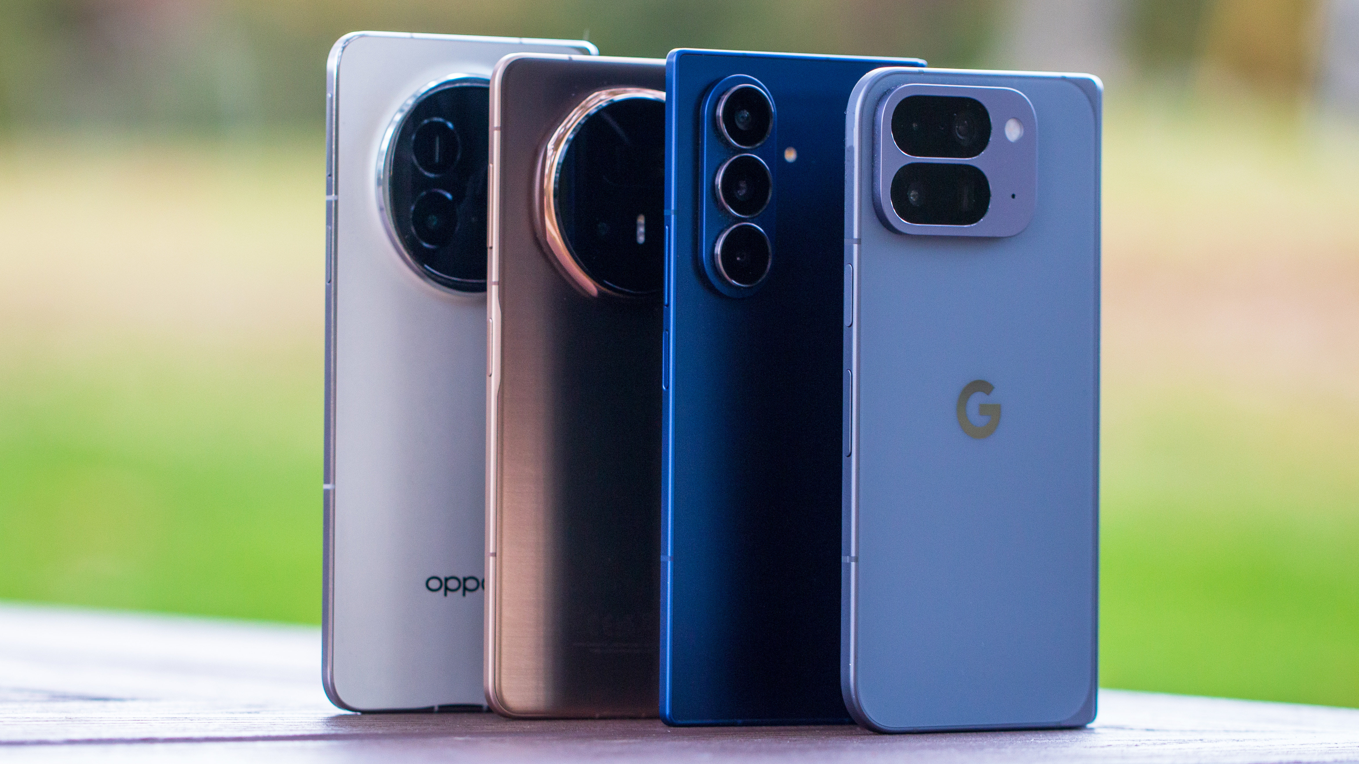 Google Pixel 10 Pro Fold με Z Fold 7, Magic V5 και Find N5