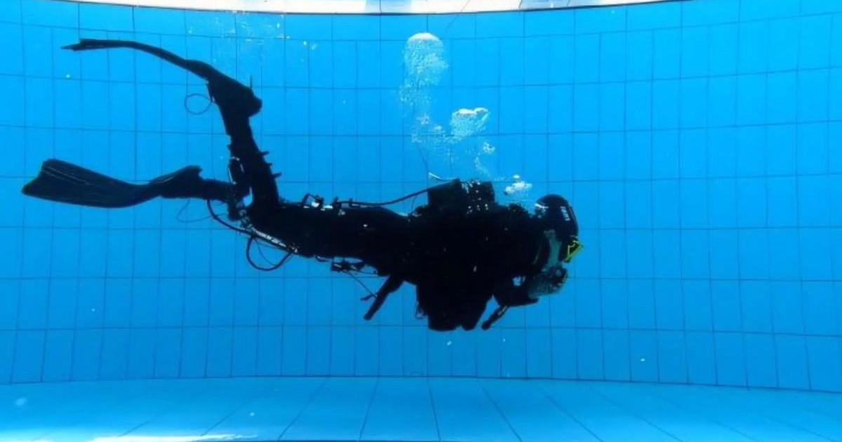 «Ανατροπή στον κόσμο των καταδύσεων: Ο πρώτος επαναστατικός εξωσκελετός για δύτες από την Κίνα είναι εδώ!»