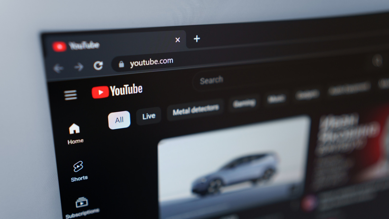 Όχι, το YouTube δεν ήταν εκτός λειτουργίας – η Google απλώς καταστρέφει ξανά τους αποκλεισμούς διαφημίσεων