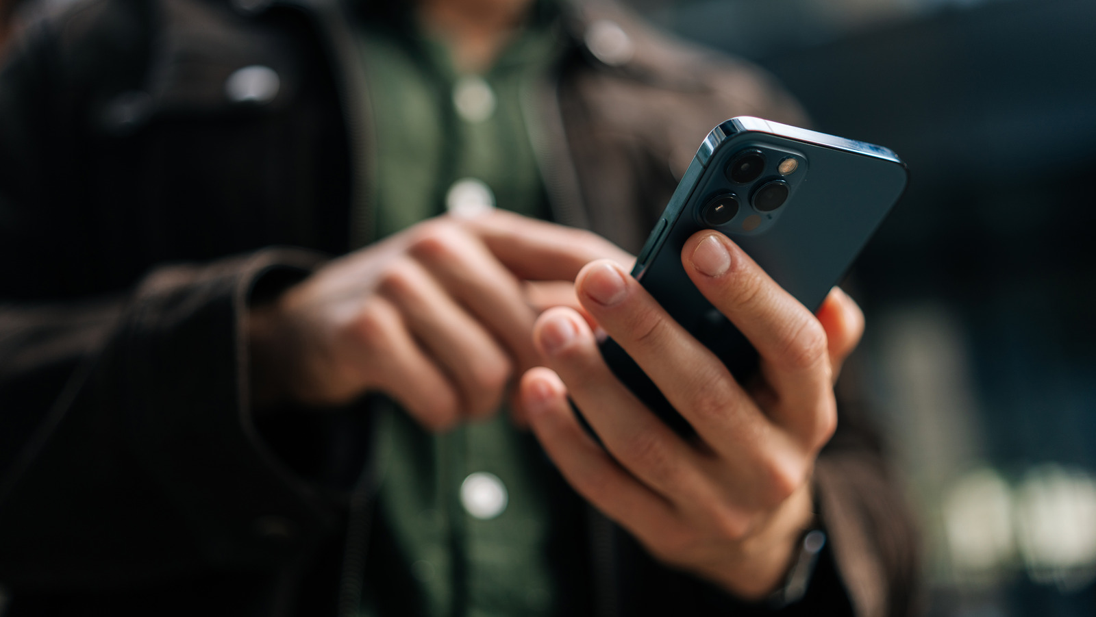 Never Do Any Of These 12 Things To Your iPhone