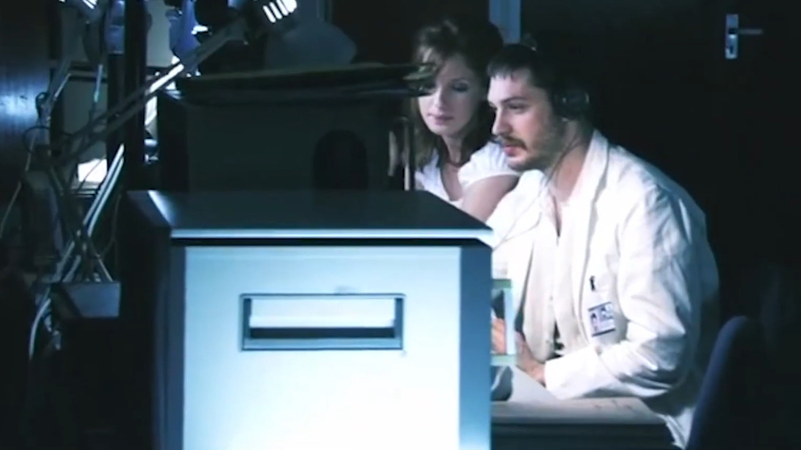 Πριν από το Yellowstone, η Kelly Reilly πρωταγωνίστησε σε μια σκοτεινή ταινία επιστημονικής φαντασίας με τον Tom Hardy