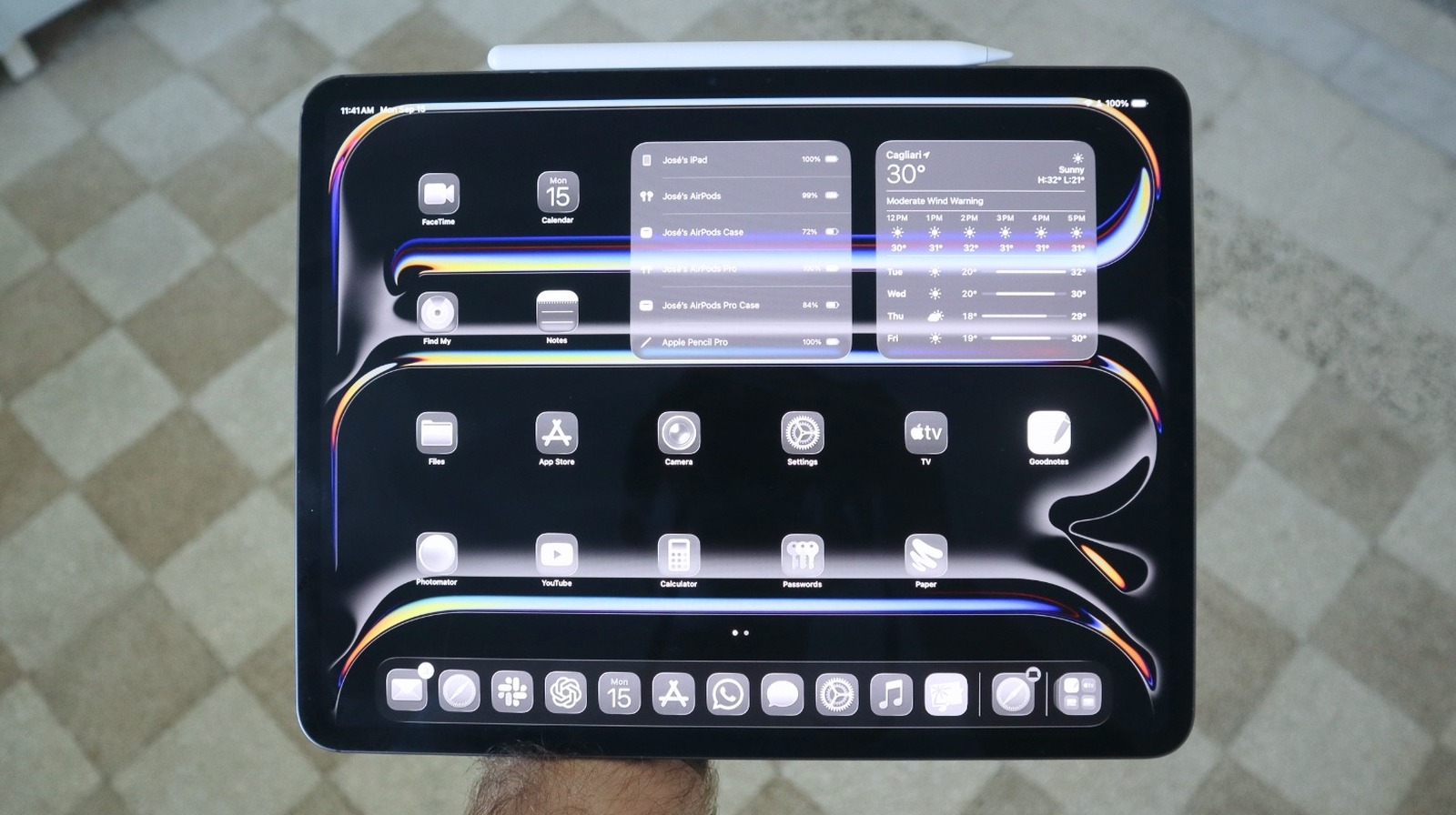 iPadOS 26.2 Για να επαναφέρετε τη δυνατότητα μεταφοράς και απόθεσης εφαρμογών για πολλαπλές εργασίες