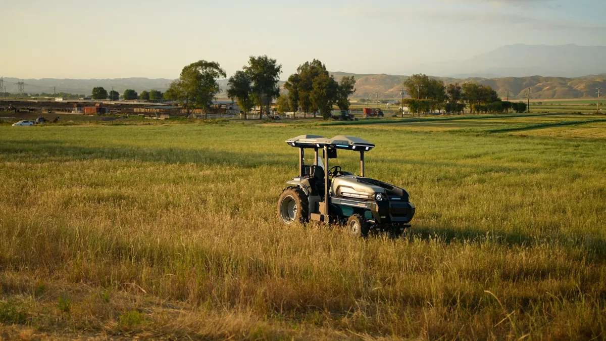 Η Monarch Tractor μήνυσε για τρακτέρ που «δεν μπορούσαν να λειτουργήσουν αυτόνομα»