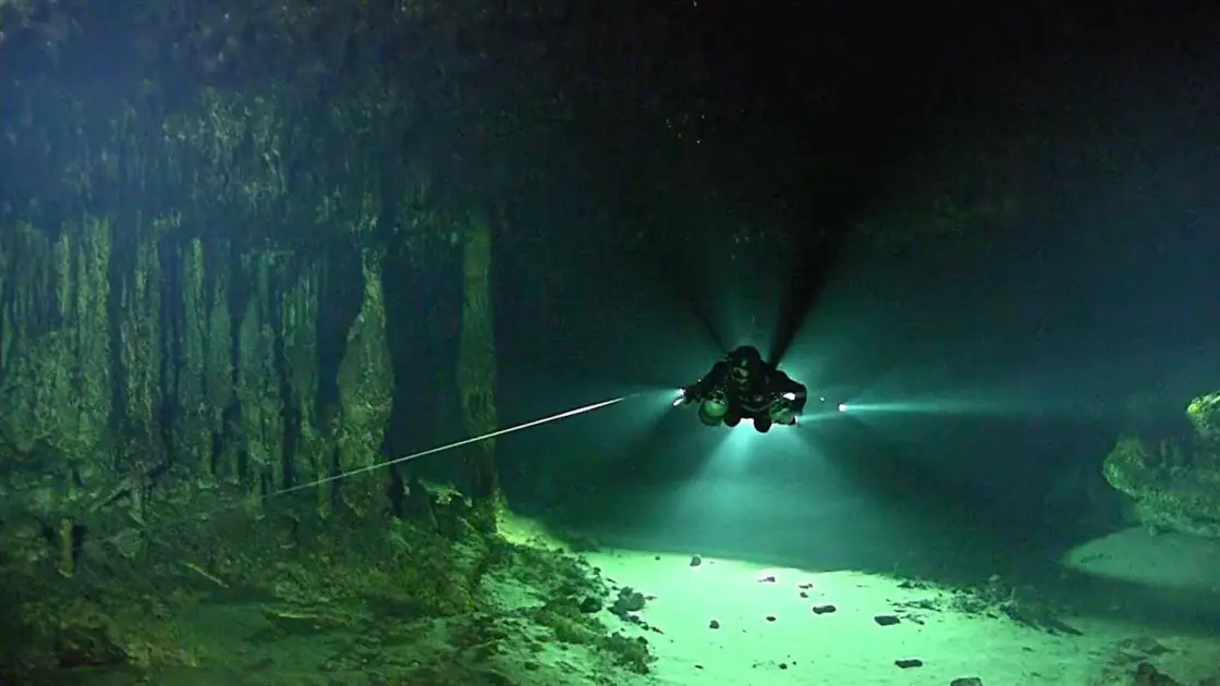 Ανακαλύψτε το Ox Bel Ha: Το ΜΥΣΤΗΡΙΩΔΕΣ Μεγαλύτερο Υποβρύχιο Σπήλαιο του Κόσμου!