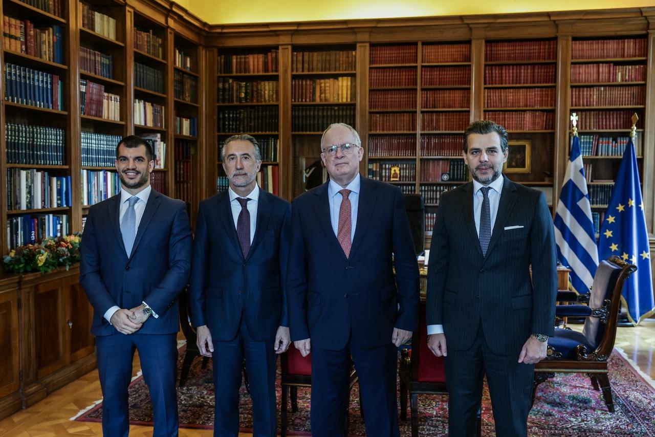 «Συναρπαστική Επίσκεψη στην Προεδρία: Οι Επιχειρηματίες του Ε.ΕΝ.Ε. Μοιράζονται τα Μυστικά της Επιτυχίας με τον Πρόεδρο της Δημοκρατίας!»