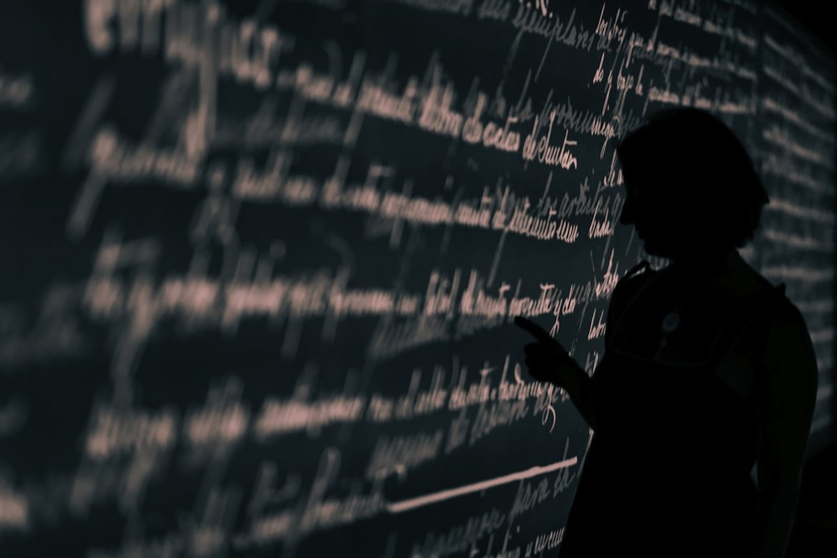 Το AI αντικατοπτρίζει την επεξεργασία του εγκεφάλου και αλλάζει αθόρυβα το ανθρώπινο λεξιλόγιο