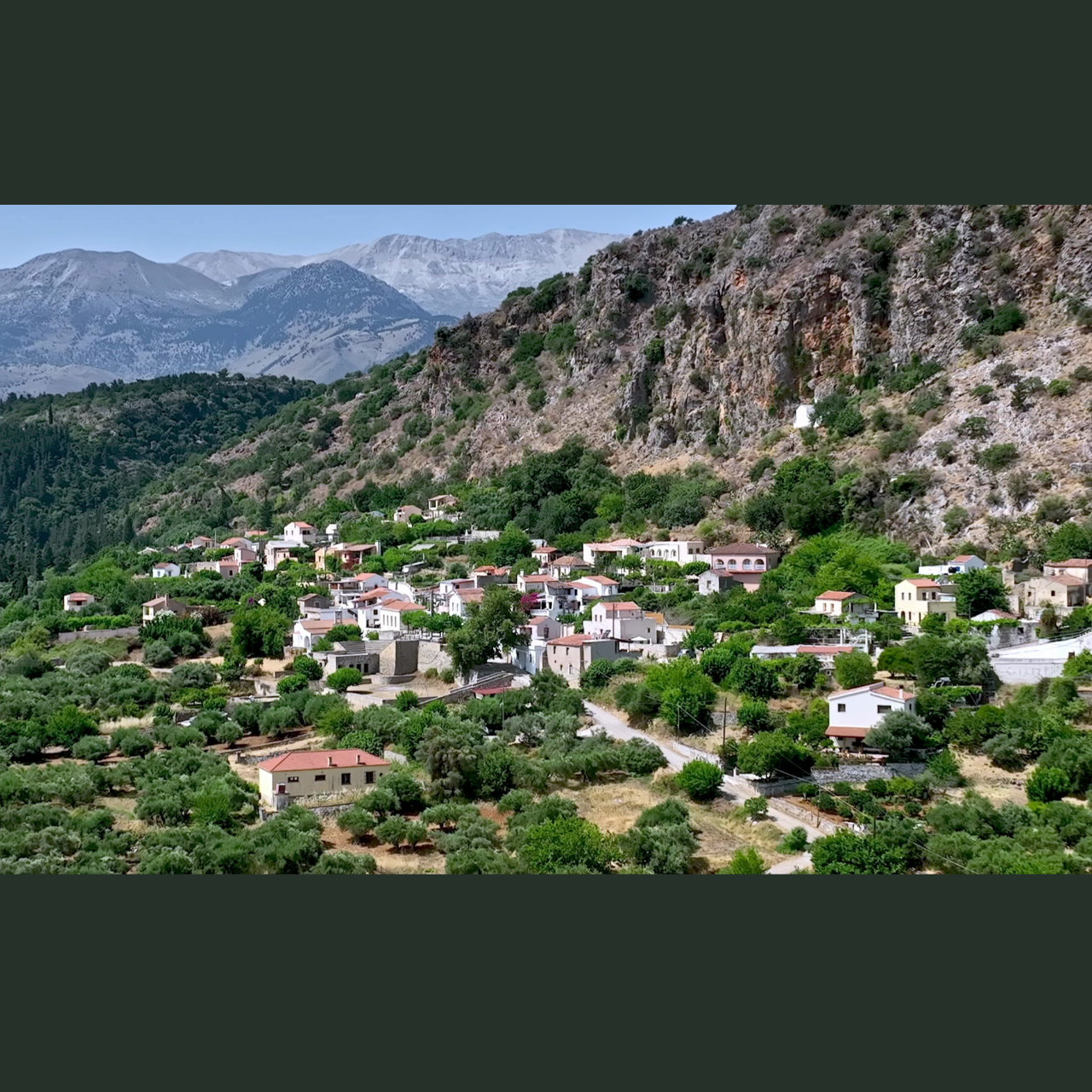 «Ανακαλύψτε τον Σπόρο Ιδεών που Ανάβει Φωτιές στο Νομό Χανίων – Μην τον Χάσετε!»