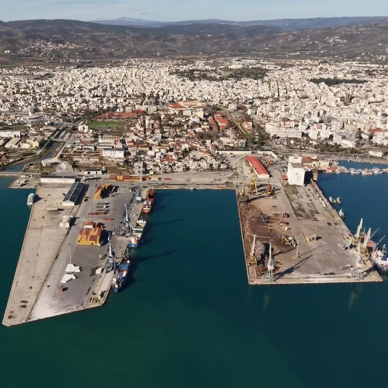 «Ανακάλυψε τον Βόλο: Ο Κρυφός Παράδεισος της Ελλάδας που Σίγουρα Πρέπει να Επισκεφτείς!»