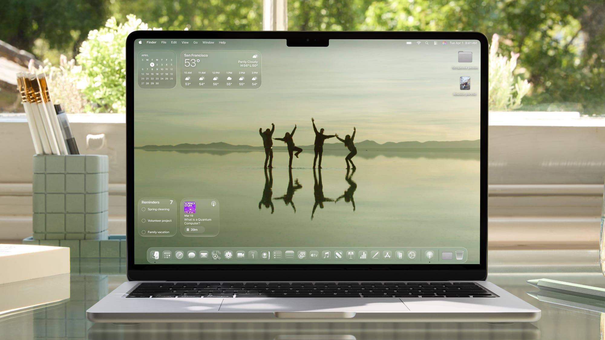 Ο επικεφαλής σχεδιασμού UI της Apple, Alan Dye, φεύγει για το Meta