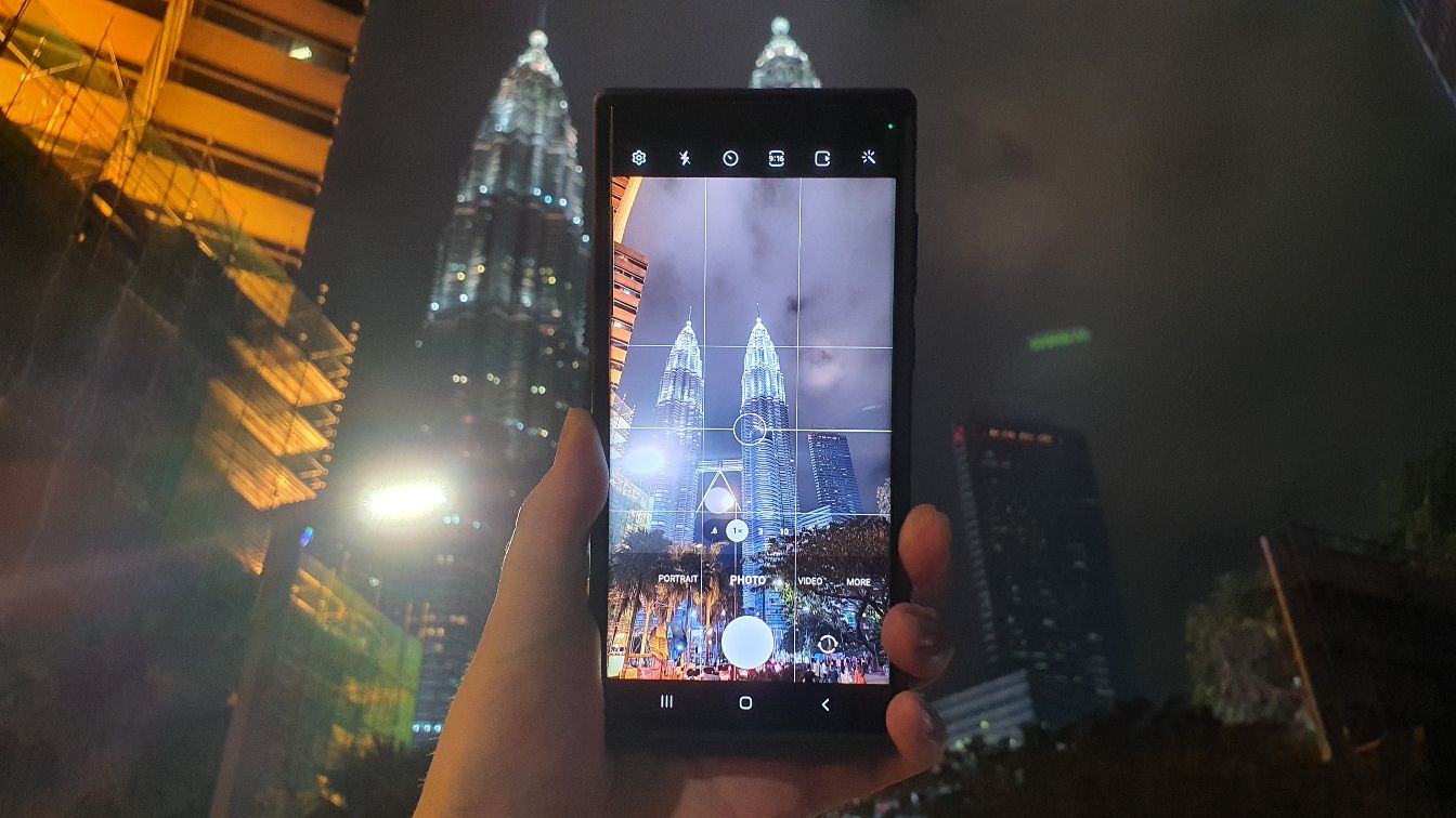 Ανακαλύψτε τα 15 Χρόνια Επαναστατικής Καινοτομίας των Samsung Galaxy Cameras: Τι Μαθαίνετε Σήμερα! Samsung 15 Years