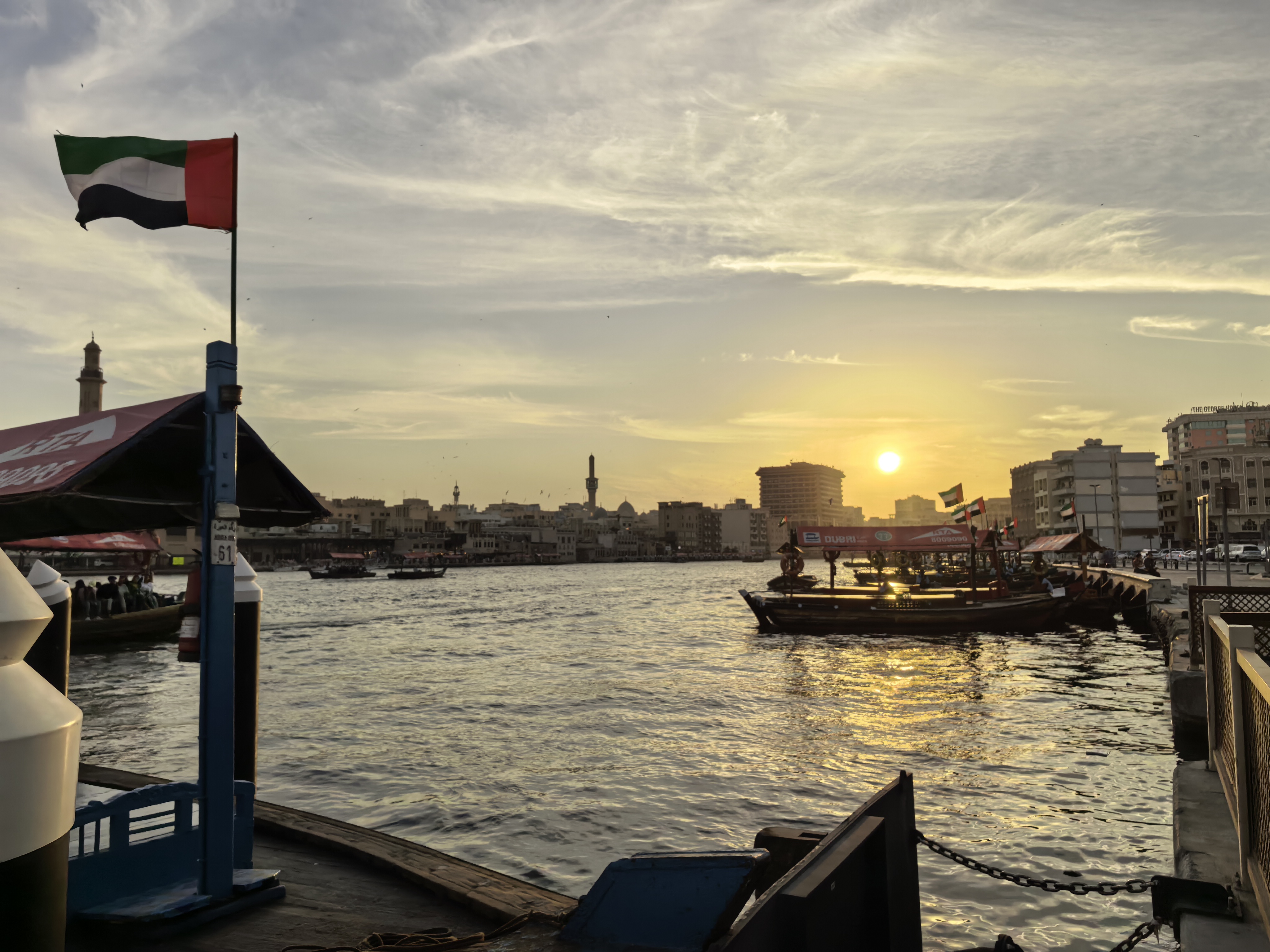 Δοκιμή κάμερας Huawei Mate X7 στο Ντουμπάι