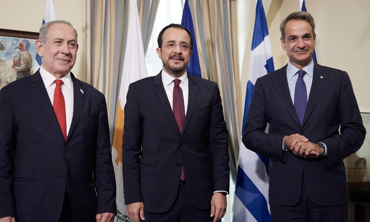 «Επικίνδυνη Συμμαχία: Τι Φέρνει η Νέα Συμφωνία Ελλάδας – Κύπρου – Ισραήλ για την Ασφάλεια και την Άμυνα!»