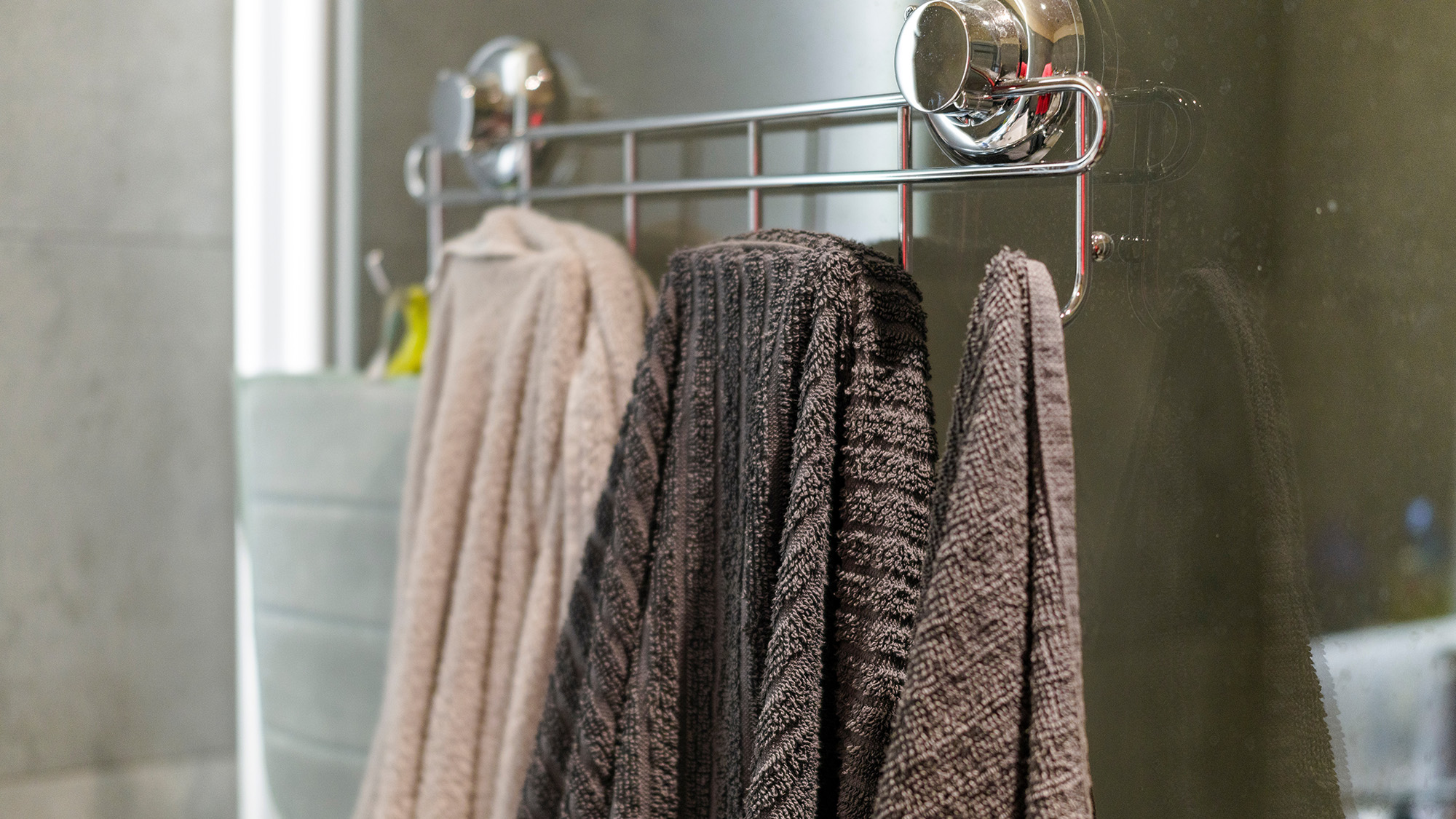 Στέγνωμα πετσετών στο μπάνιο