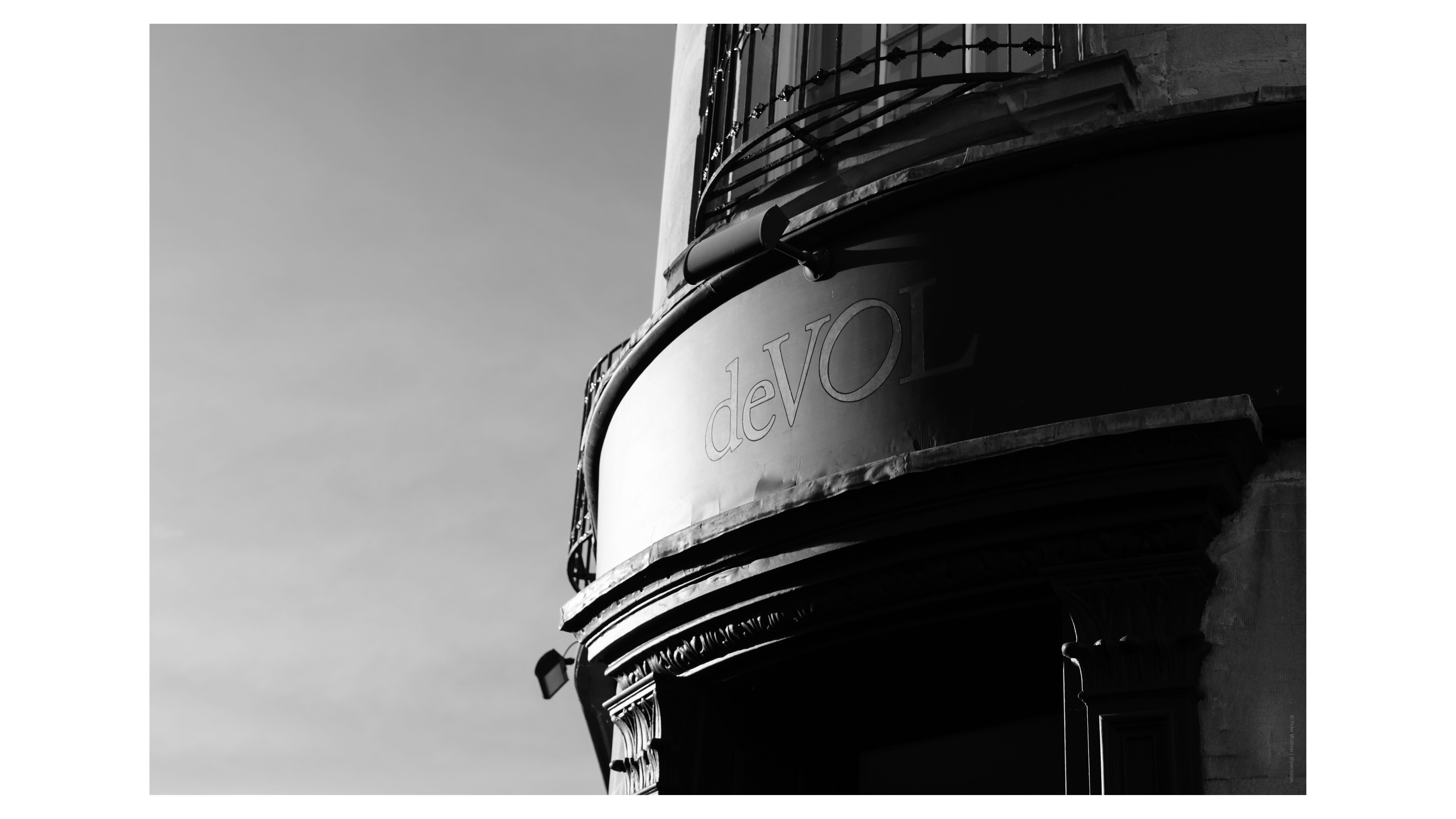 «Αγόρασα μια 5χρονη Fujifilm και ανακάλυψα τον ΚΑΛΥΤΕΡΟ θησαυρό! Μην πιστεύετε ότι το νέο είναι πάντα καλύτερο!» Μια φωτογραφία τραβηγμένη στο Fujifilm X-E4