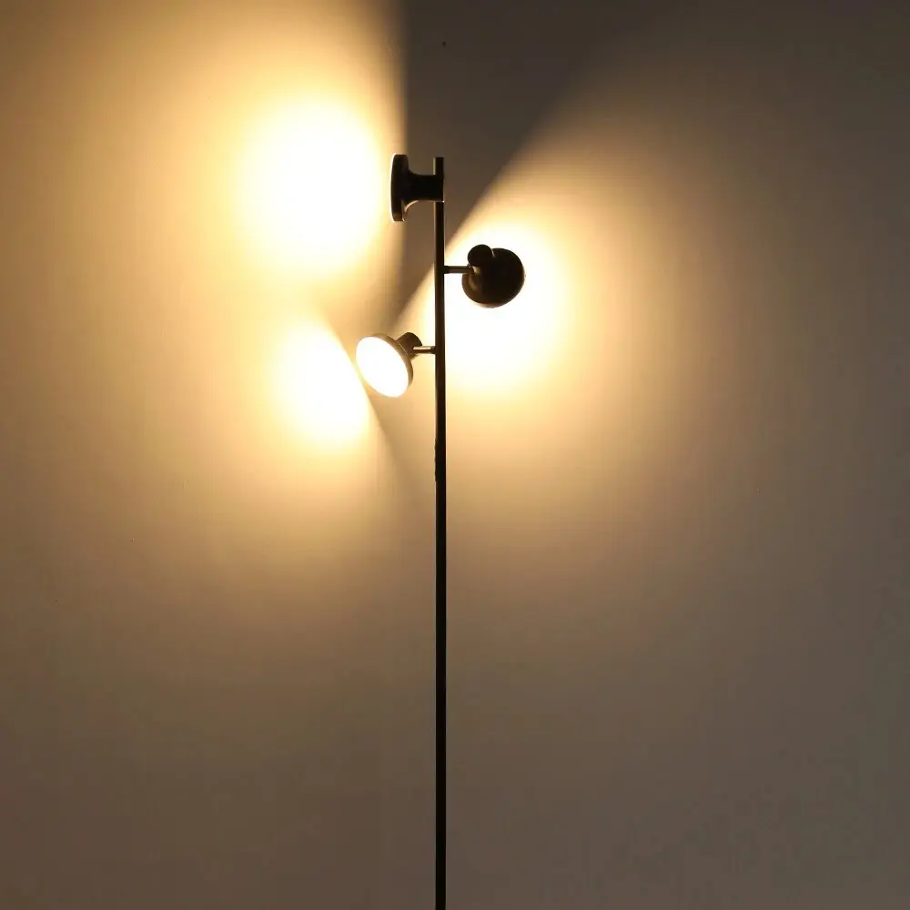 Ανακαλύψτε τα επαναστατικά BlitzWill FL4 & FL3: Δύο έξυπνα φωτιστικά δαπέδου για το σπίτι σας, με τιμές που ξεκινούν από 44€!