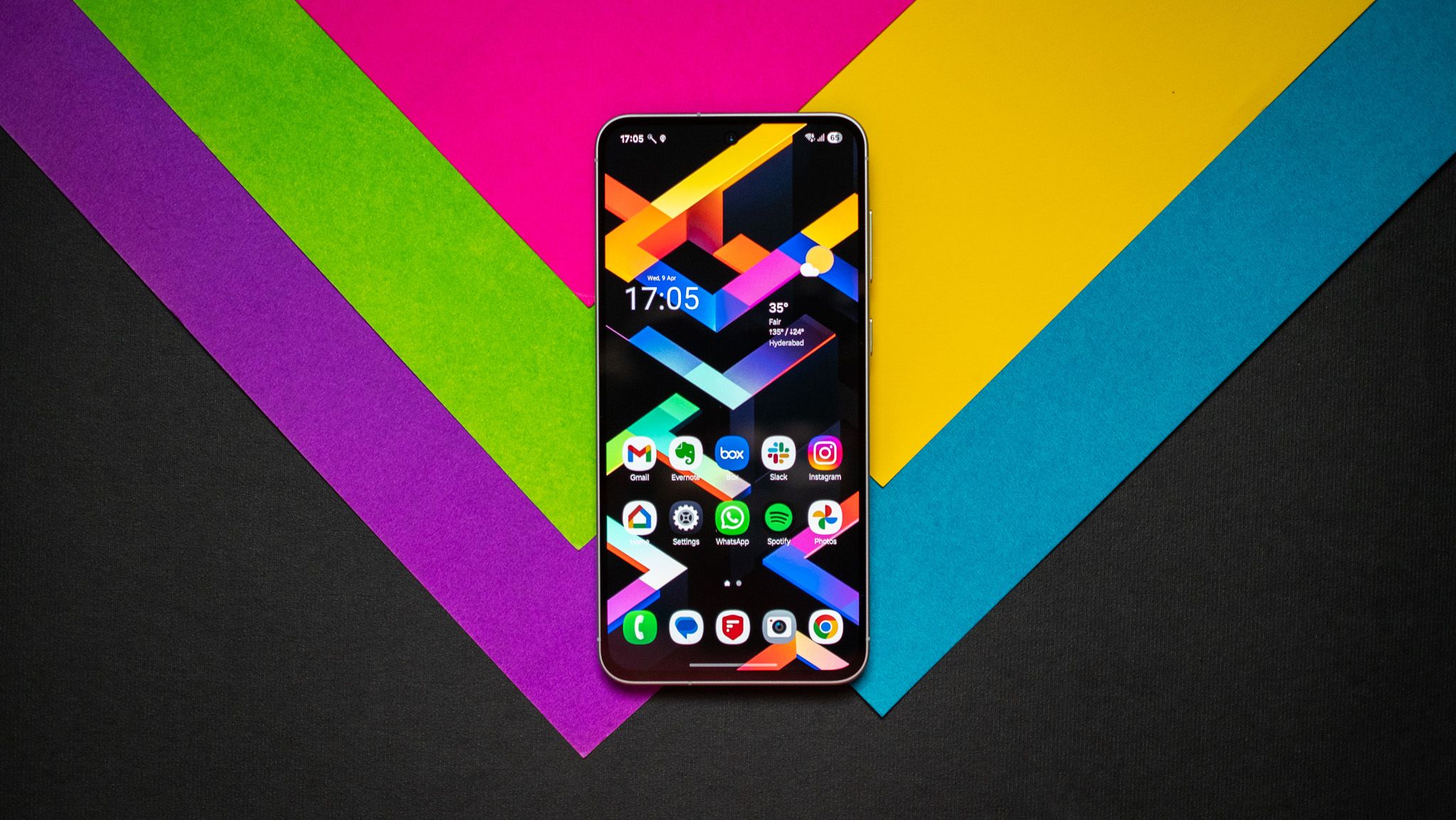 Η Samsung είχε πέντε smartphone με τις μεγαλύτερες πωλήσεις το τρίτο τρίμηνο του 2025 — και κανένα δεν ήταν ναυαρχίδα