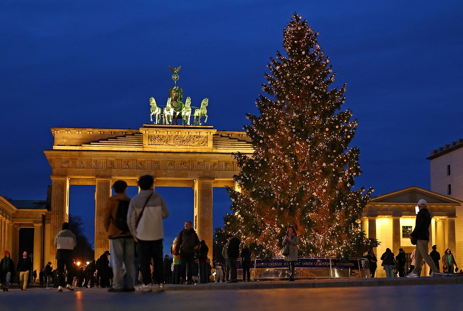 «Σοκαριστική Κίνηση: Γερμανία Ρίχνει 30 Δισεκατομμύρια Ευρώ για να Ενισχύσει Ιδιωτικές Επενδύσεις!»