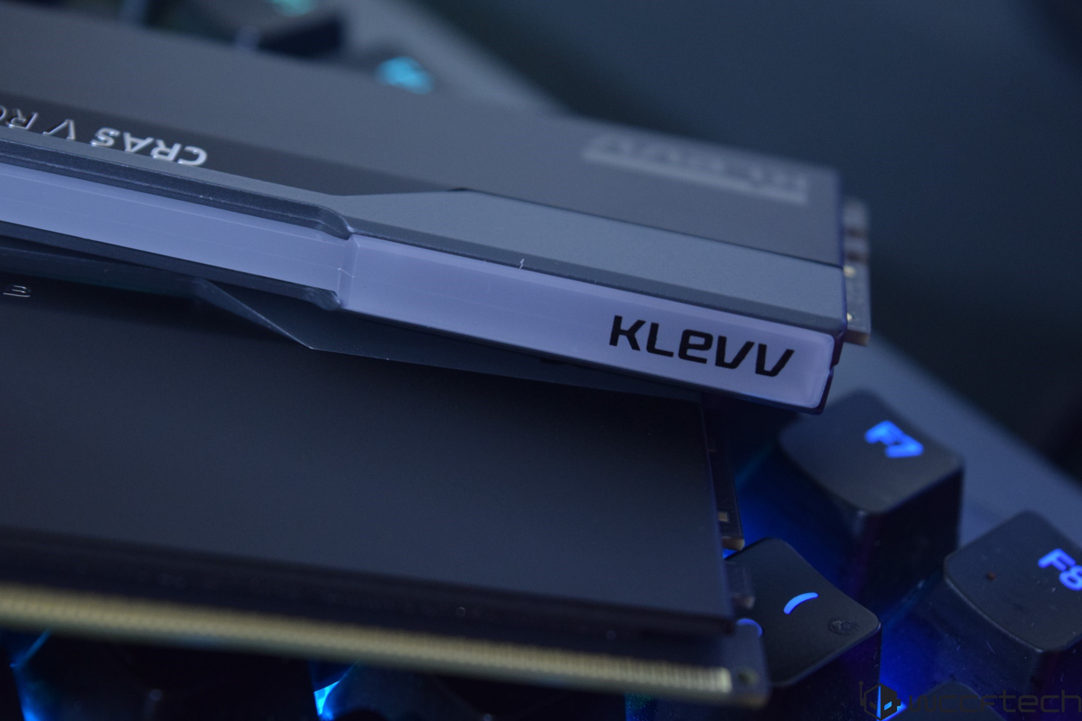 KLEVV CRAS V RGB 48 GB DDR5-9600 CL36 Memory Review: Extremely Fast!