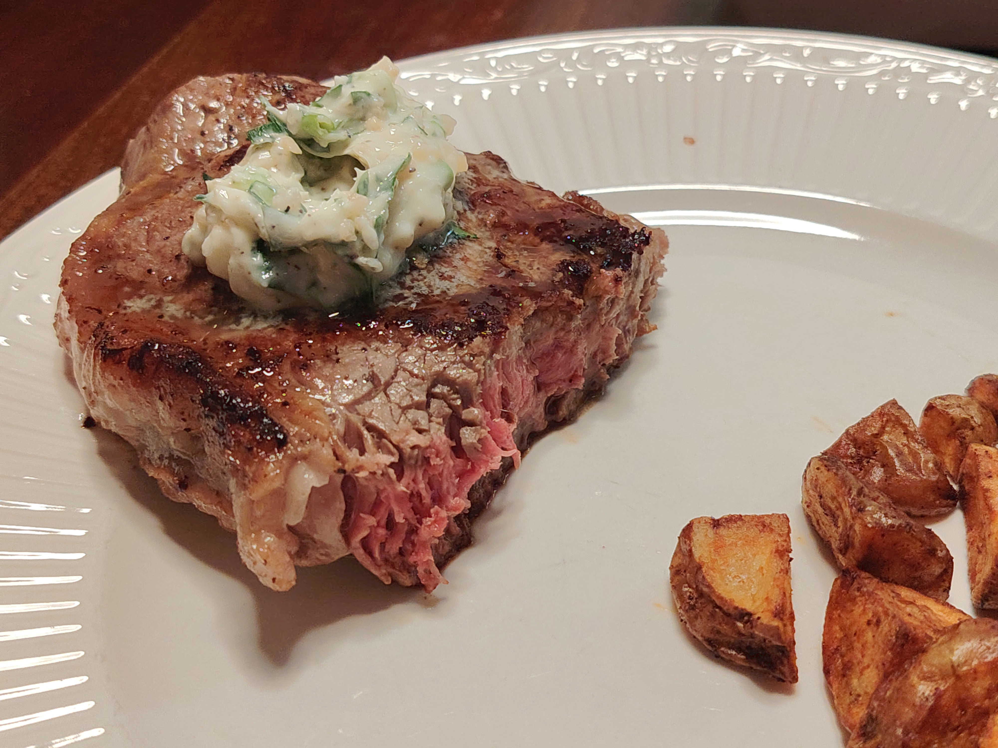 A photo taken from the Honor Magic 8 Lite of food at at 3x zoom