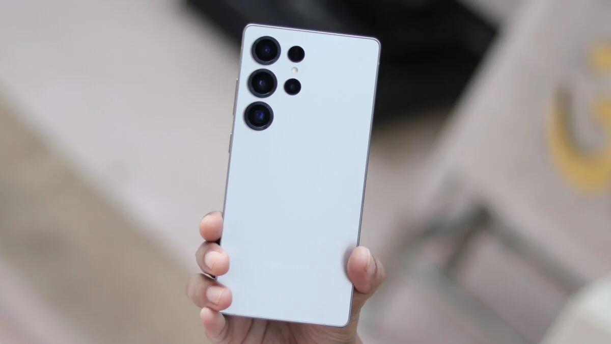 Ψεύτικη ρακέτα κατασκευής τηλεφώνων Samsung συνελήφθη στην Ινδία