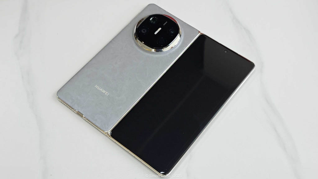 Αναδιπλούμενο τηλέφωνο Huawei Mate X6