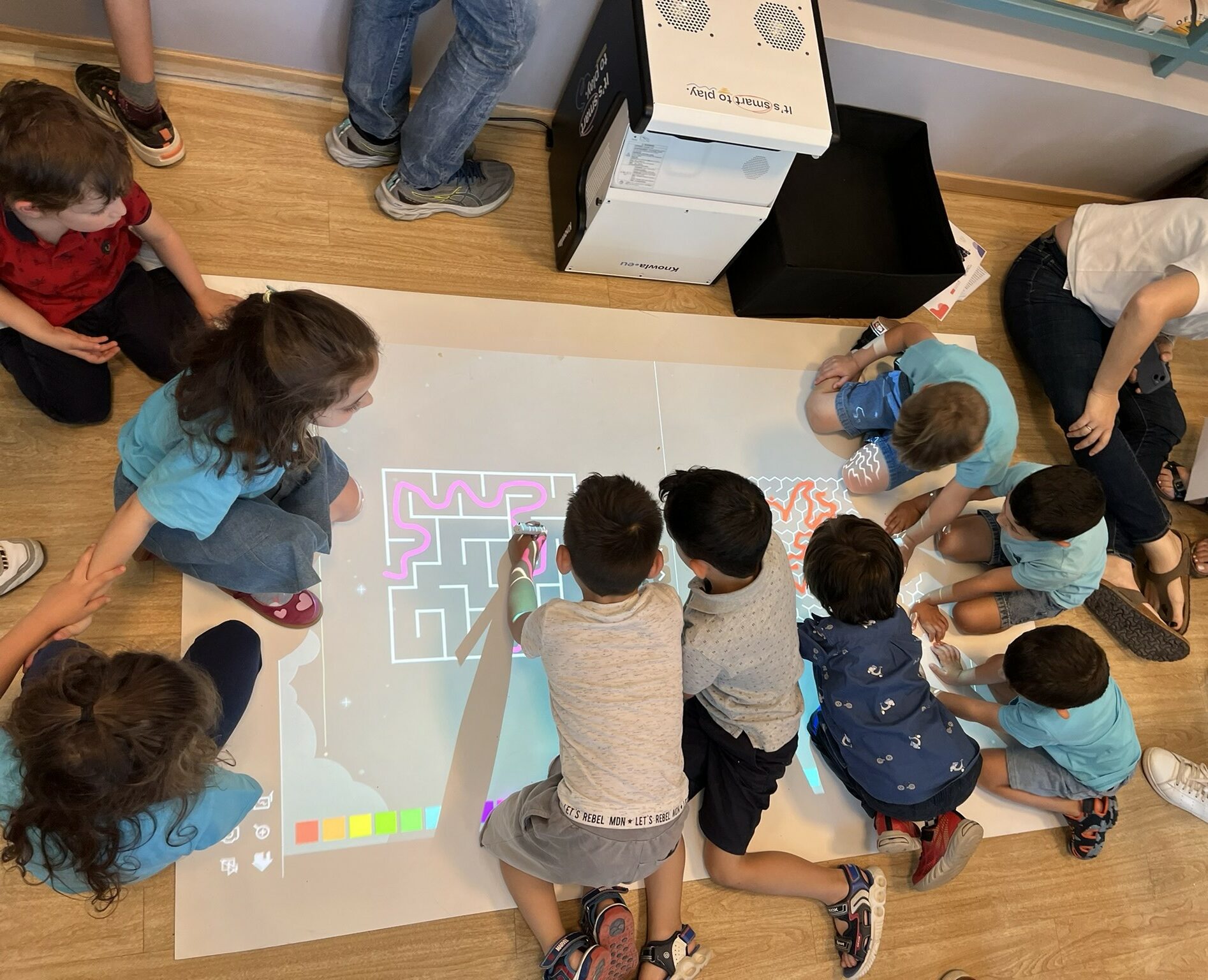 «Ανατροπή στην Εκπαίδευση! Συνεργασία με τον Knoocker για την επαναστατική διάθεση του Knowla σε σχολεία και εκπαιδευτικούς οργανισμούς!»