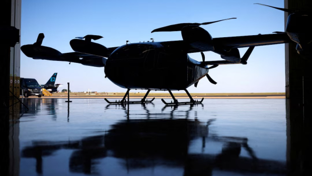 «Μην το χάσετε! Η Επαναστατική Πτήση του Ιπτάμενου Αυτοκινήτου της Embraer Φθάνει!»