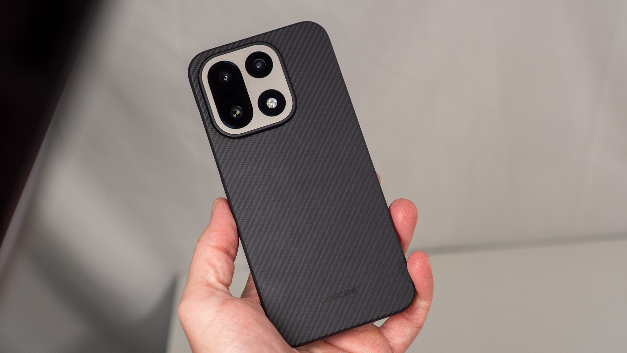 Η θήκη Thinborne για το OnePlus 15