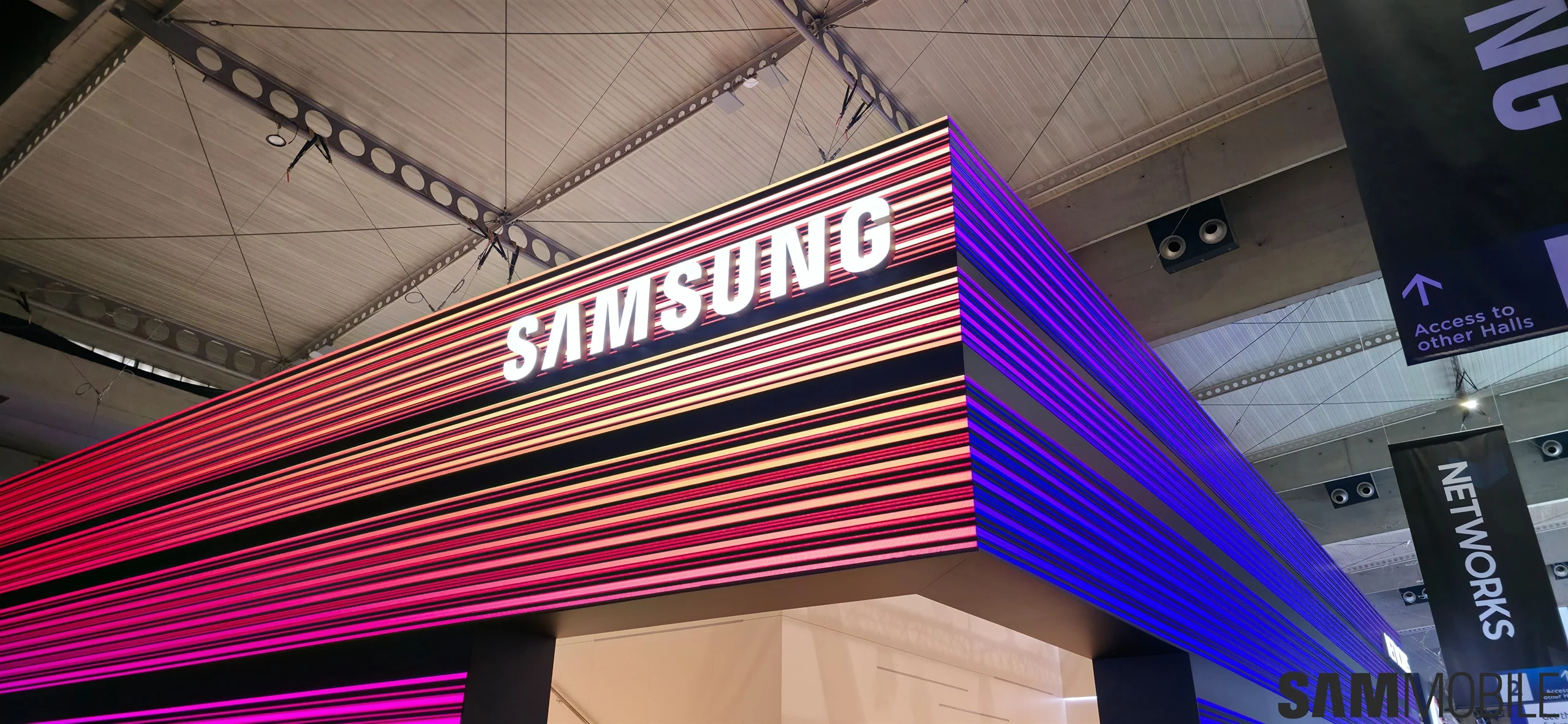 Τα τσιπ HBM4 της Samsung φέρεται να έχουν περάσει τις δοκιμές της NVIDIA με μεγάλη επιτυχία