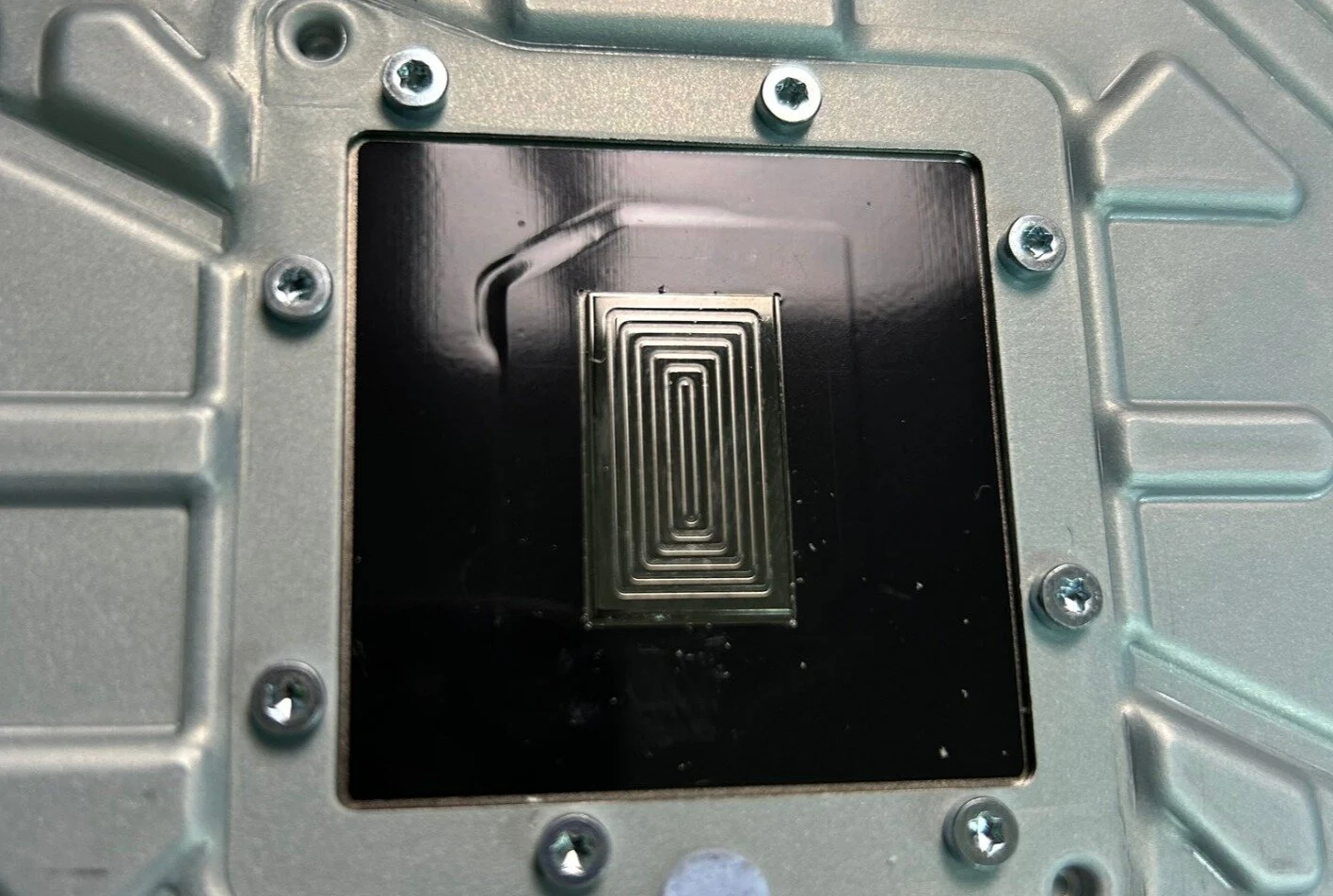 «Σοκ! Η Sony Αποκαλύπτει Επαναστατική Αναβάθμιση στο Σύστημα Ψύξης του PlayStation 5 Slim!»