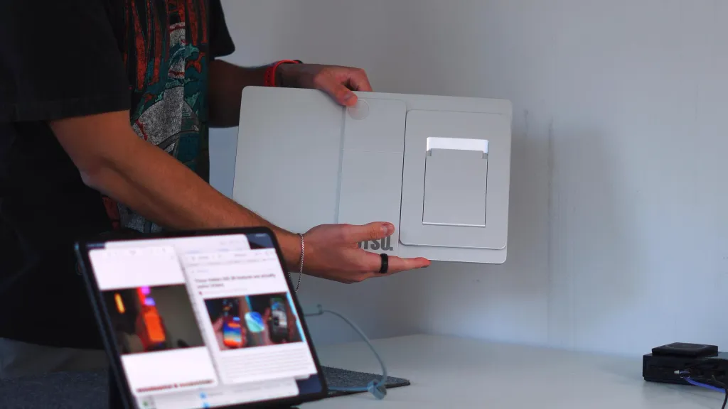 Ανασκόπηση: Γιατί το Sotsu FlipAction είναι η νέα μου αγαπημένη δεύτερη οθόνη για iPad Pro (και Mac) Ανασκόπηση: Γιατί το Sotsu FlipAction είναι η νέα μου αγαπημένη δεύτερη οθόνη για iPad Pro (και Mac)